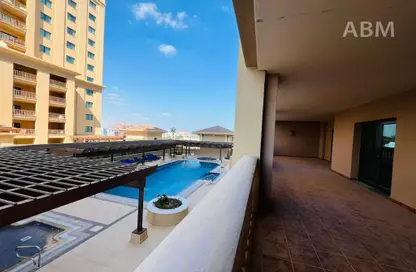 Pool image for: Apartment - 2 Bedrooms - 2 Bathrooms for rent in Tower 16 - Porto Arabia - The Pearl Island - Doha, Image 1