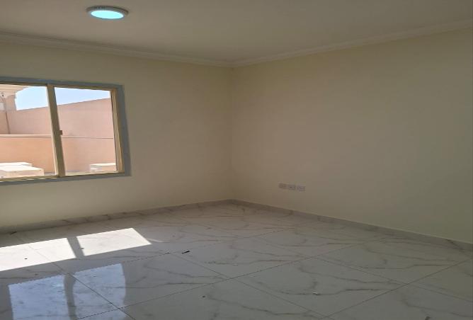 953795 - Property Image 3