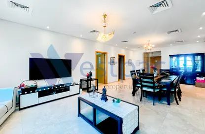 Apartment - 2 Bedrooms - 2 Bathrooms for rent in Zig Zag Tower B - Zig Zag Towers - West Bay - Doha