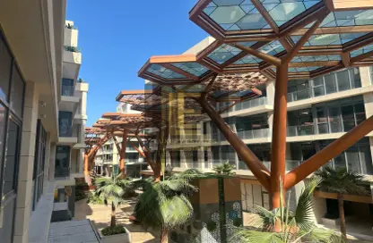 Apartment - 1 Bedroom - 2 Bathrooms for rent in Gewan Island - The Pearl Island - Doha