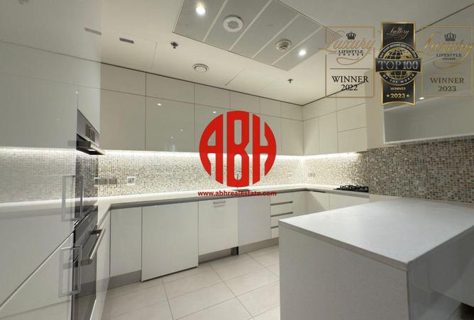 989762 - Property Image 3