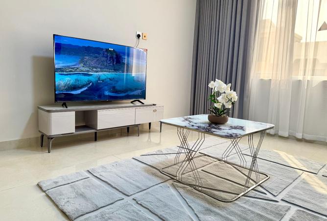 971432 - Property Image 2