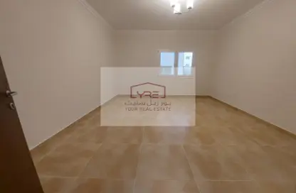 Empty Room image for: Apartment - 2 Bedrooms - 2 Bathrooms for rent in Umm Salal Mahammad - Umm Salal Mohammed - Doha, Image 1