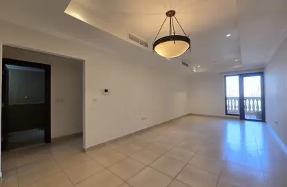 Apartment - 1 Bedroom - 2 Bathrooms for rent in East Porto Drive - Porto Arabia - The Pearl Island - Doha