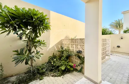 Villa - 3 Bedrooms - 3 Bathrooms for rent in Salata Villas - Salata - Doha