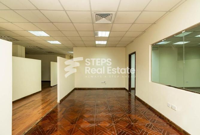 967953 - Property Image 2