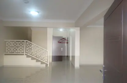 Hall / Corridor image for: Compound - 4 Bedrooms - 4 Bathrooms for rent in Muraikh - AlMuraikh - Doha, Image 1
