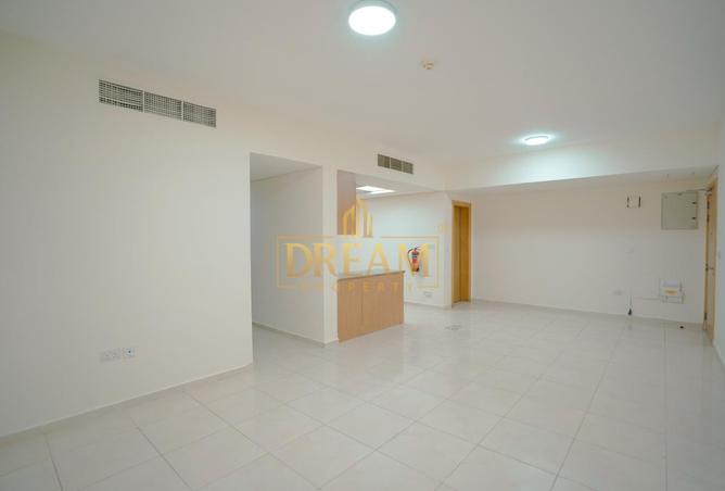 949180 - Property Image 3