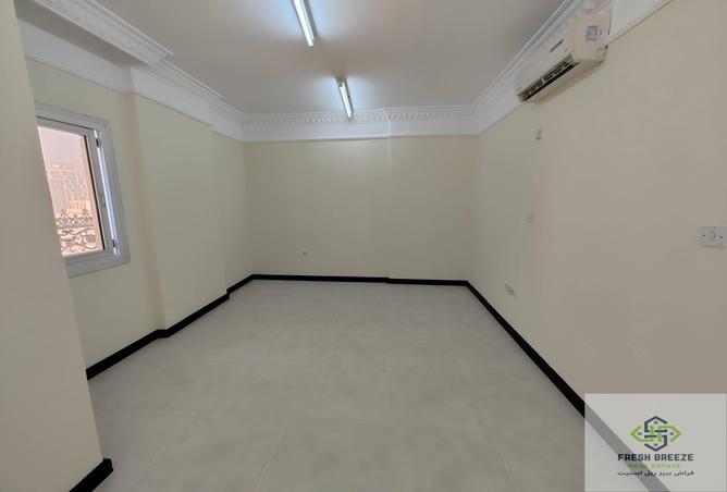 966837 - Property Image 3