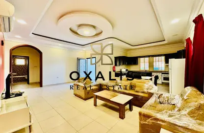 مجمع سكني - 2 غرف نوم - 3 حمامات للايجار في المعمورة - المعمورة - الدوحة