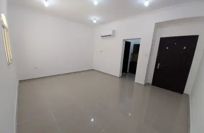 Apartment - Studio - 1 Bathroom for rent in Al Nuaija Street - Al Hilal West - Al Hilal - Doha