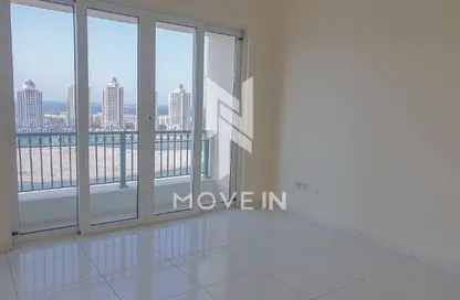 Apartment - 3 Bedrooms - 2 Bathrooms for rent in Tower 29 - Viva Bahriyah - The Pearl Island - Doha