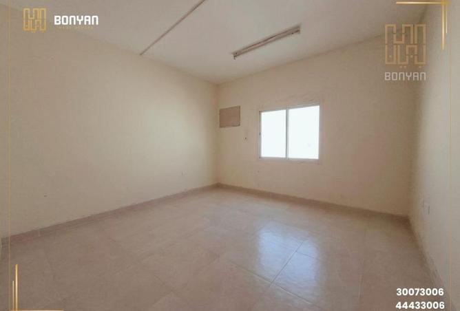 965732 - Property Image 2