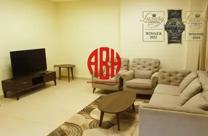 Apartment - 1 Bedroom - 2 Bathrooms for rent in Marina Residences 195 - Marina District - Lusail