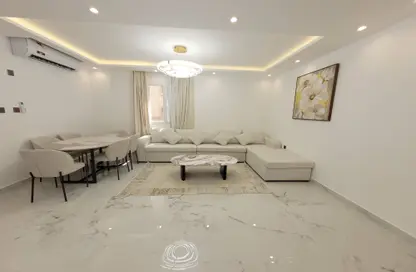 Apartment - 2 Bedrooms - 2 Bathrooms for rent in Umm Ghwailina Comm - Umm Ghuwalina - Umm Ghuwailina - Doha