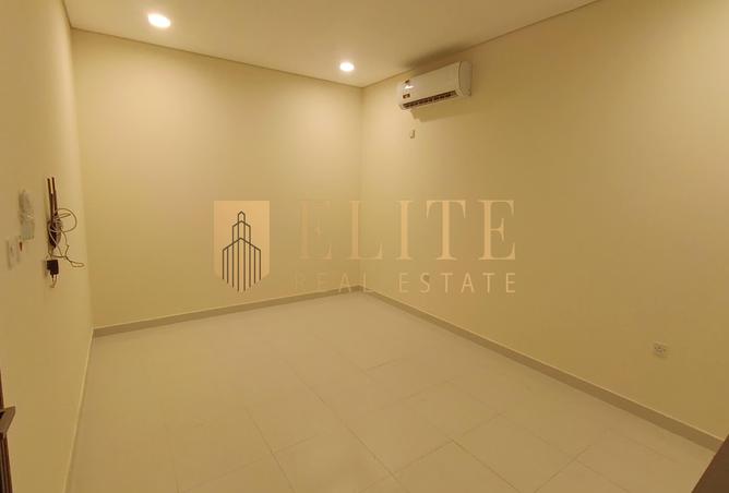 937573 - Property Image 2