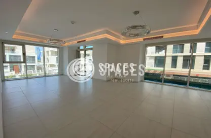 Apartment - 3 Bedrooms - 5 Bathrooms for rent in Gewan Island - The Pearl Island - Doha