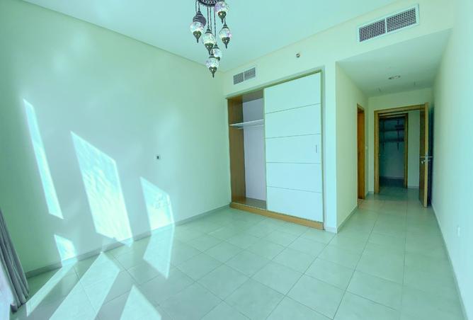 1008240 - Property Image 3