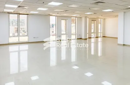 مساحات مكتبية - استوديو - 2 حمامات للايجار في 870 شارع - جنوب الدحيل - الدحيل - الدوحة