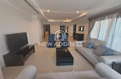 Apartment - 1 Bedroom - 2 Bathrooms for rent in Piazza Arabia - Porto Arabia - The Pearl Island - Doha