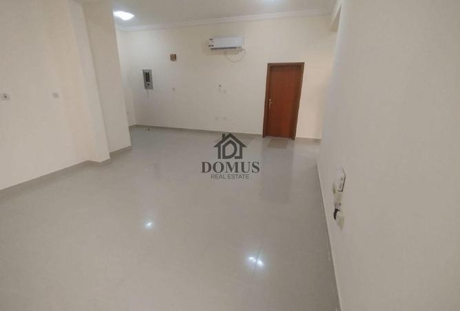 930914 - Property Image 2