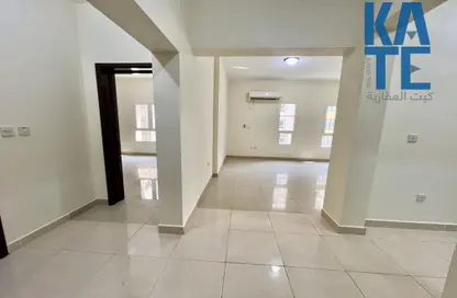 Apartment - 2 Bedrooms - 2 Bathrooms for rent in Al Sadd Road - Al Sadd - Doha