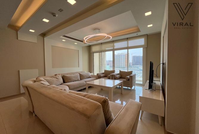 888594 - Property Image 2