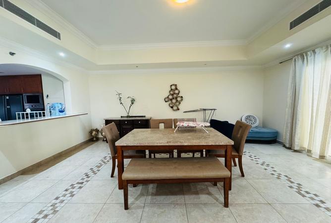 953389 - Property Image 2