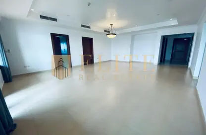 Apartment - 3 Bedrooms - 5 Bathrooms for rent in East Porto Drive - Porto Arabia - The Pearl Island - Doha
