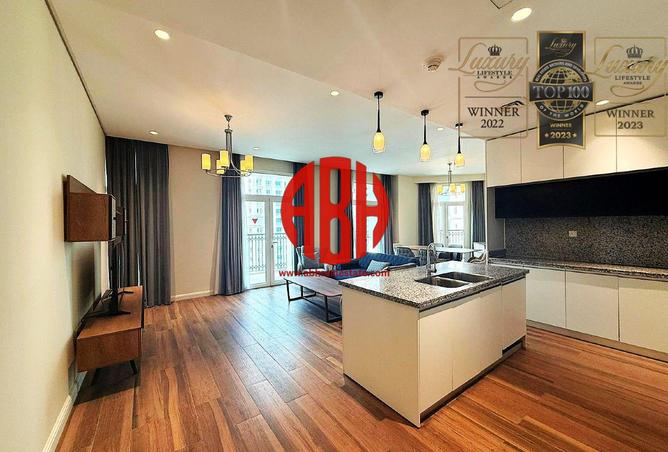 983144 - Property Image 2