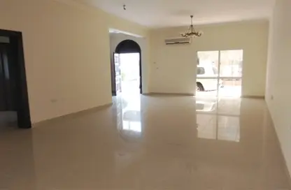 Villa - 4 Bedrooms - 3 Bathrooms for rent in Old Airport Road - Old Airport Road - Doha