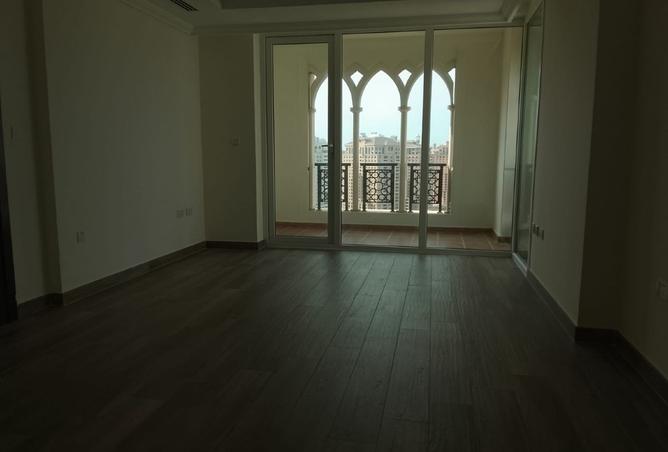 986097 - Property Image 2