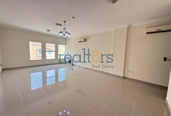 943139 - Property Main Image