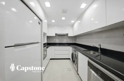 شقة - 1 حمام للايجار في ابراج المتحدة - فيفا بحرية - جزيرة اللؤلؤة - الدوحة