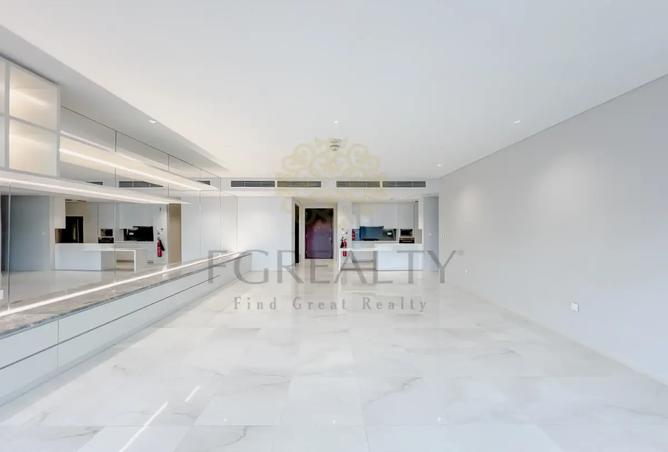 952688 - Property Image 2