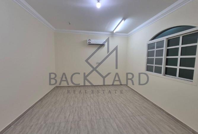 953001 - Property Image 3