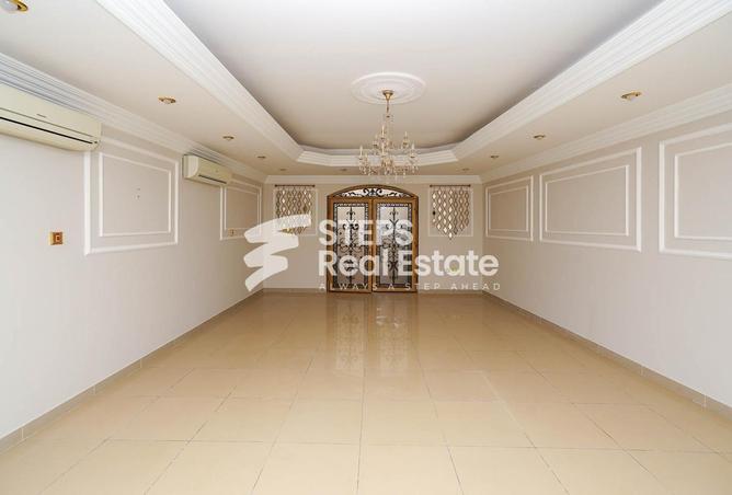Villa - 7 Bedrooms - 7 Bathrooms for sale in Muaither North - Muaither North - Muaither Area - Doha