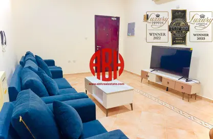 Apartment - 2 Bedrooms - 2 Bathrooms for rent in Al Tabari Street - Fereej Bin Omran - Doha