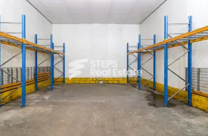Warehouse - Studio for rent in Industrial Area 1 - Industrial Area - Doha