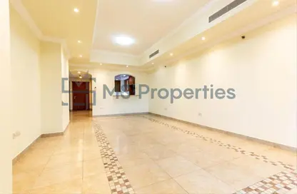 Apartment - 2 Bedrooms - 3 Bathrooms for sale in West Porto Drive - Porto Arabia - The Pearl Island - Doha