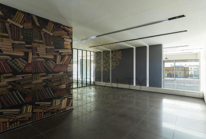 984509 - Property Image 2