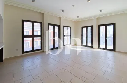 Apartment - 3 Bedrooms - 3 Bathrooms for rent in Nobili - Qanat Quartier - The Pearl Island - Doha