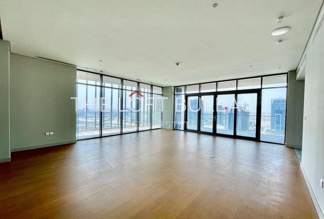 920512 - Property Image 3