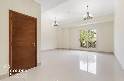 Apartment - 2 Bedrooms - 3 Bathrooms for rent in Lusail Residence - Marina District - Lusail