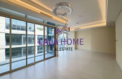 Apartment - 2 Bedrooms - 4 Bathrooms for sale in Gewan Island - The Pearl Island - Doha