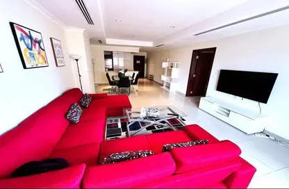Apartment - 1 Bedroom - 2 Bathrooms for sale in One Porto Arabia - Porto Arabia - The Pearl Island - Doha