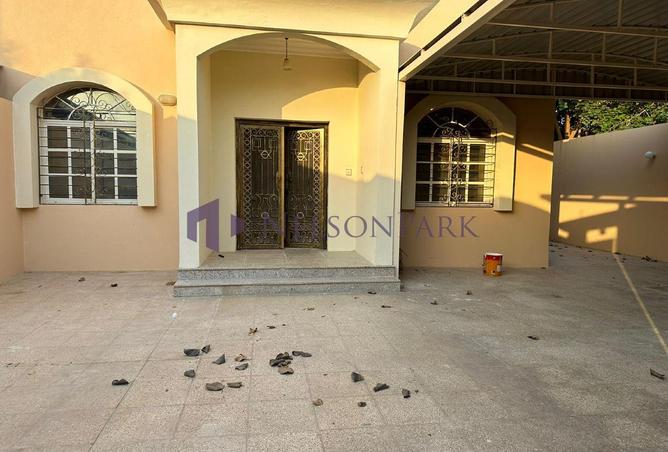 972541 - Property Image 3