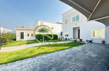 Apartment - 5 Bedrooms - 5 Bathrooms for rent in Al Dafna - Al Dafna - Doha