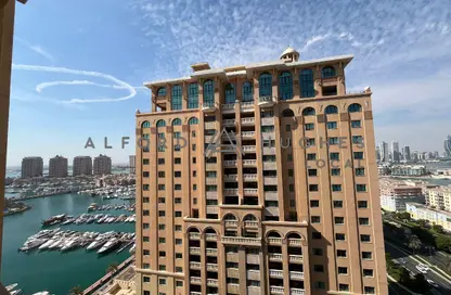 Apartment - 1 Bedroom - 2 Bathrooms for rent in East Porto Drive - Porto Arabia - The Pearl Island - Doha