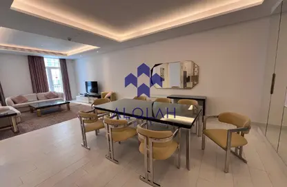 Apartment - 2 Bedrooms - 4 Bathrooms for rent in Floresta Gardens - Floresta Gardens - The Pearl Island - Doha
